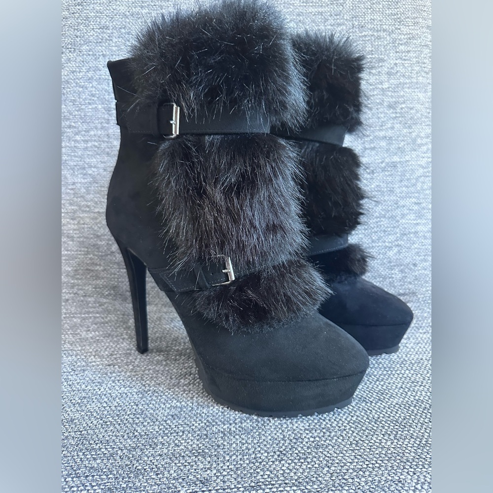 Thalia Sodi Black Faux Fur Platform Ankle Booties